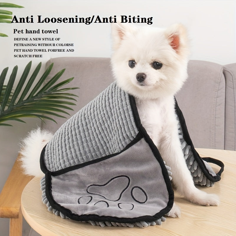 Super Absorbent Microfiber Dog Towel – Hand Pockets for Easy Drying